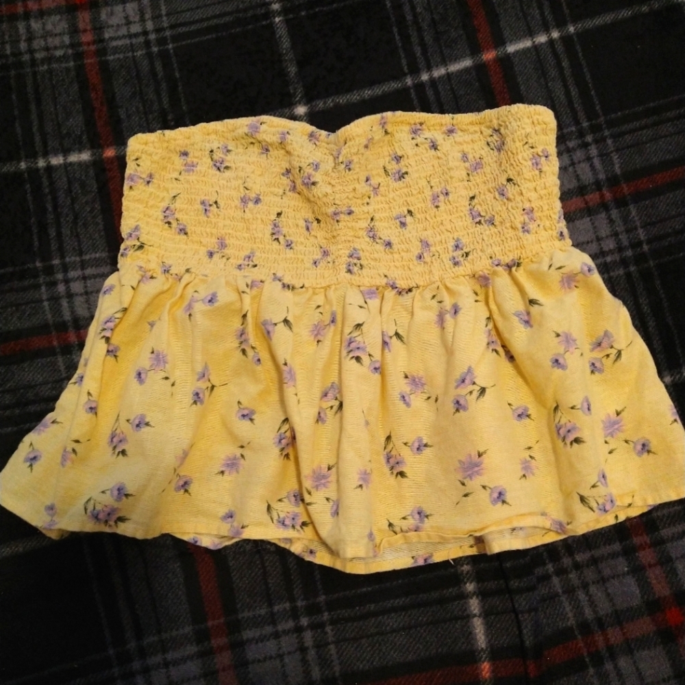 Floral smocked blouse, size Medium